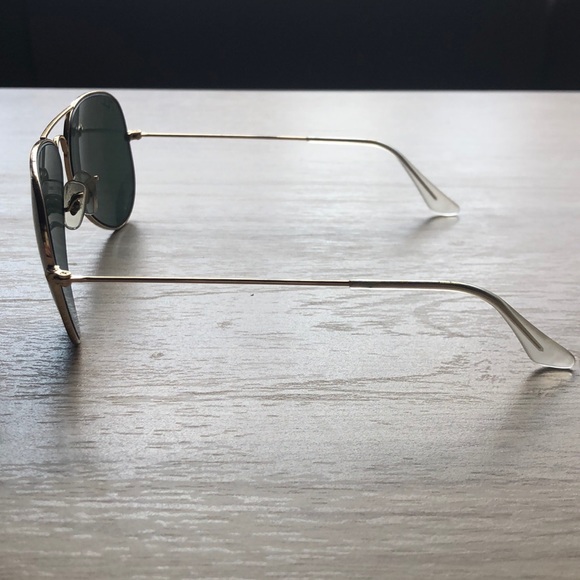 Ray Ban Classic Aviators - Picture 5 of 6